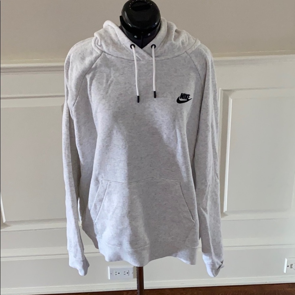 Nike Women’s Sweatshirt